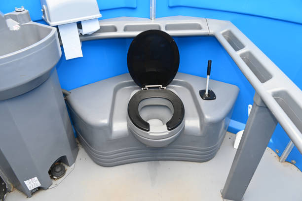 Affordable portable toilet rental in Atkins, IA